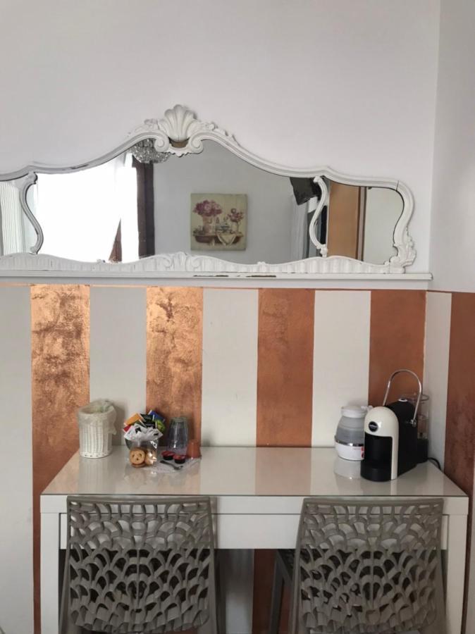 Rooms Giulietta E Romeo Βερόνα Εξωτερικό φωτογραφία