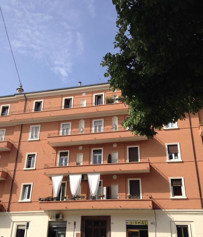 Rooms Giulietta E Romeo Βερόνα Εξωτερικό φωτογραφία